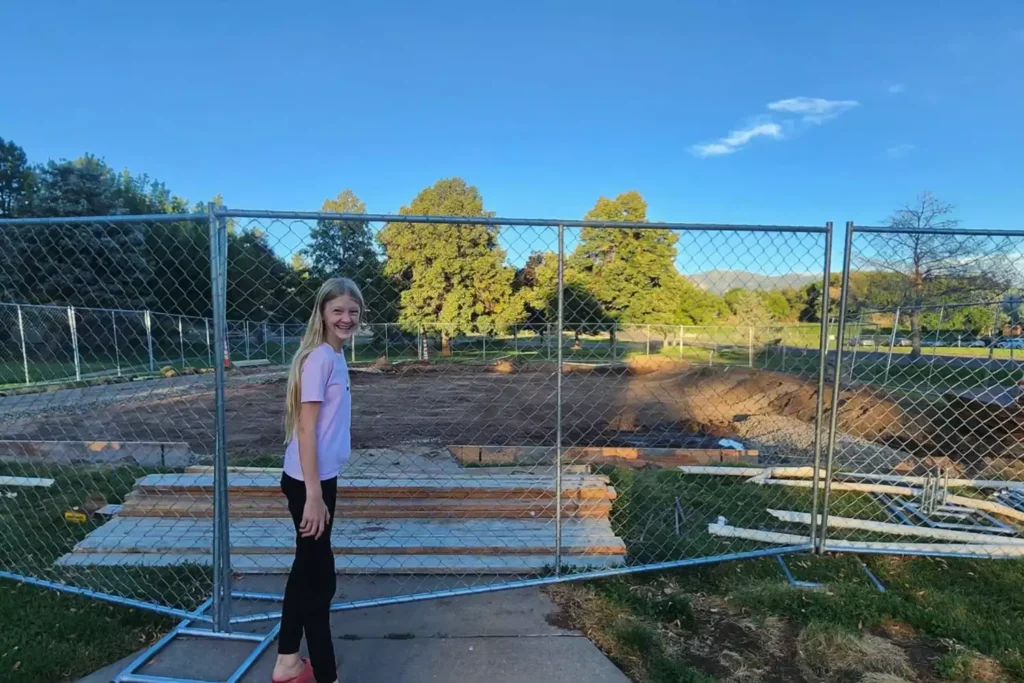 Playground , Girl